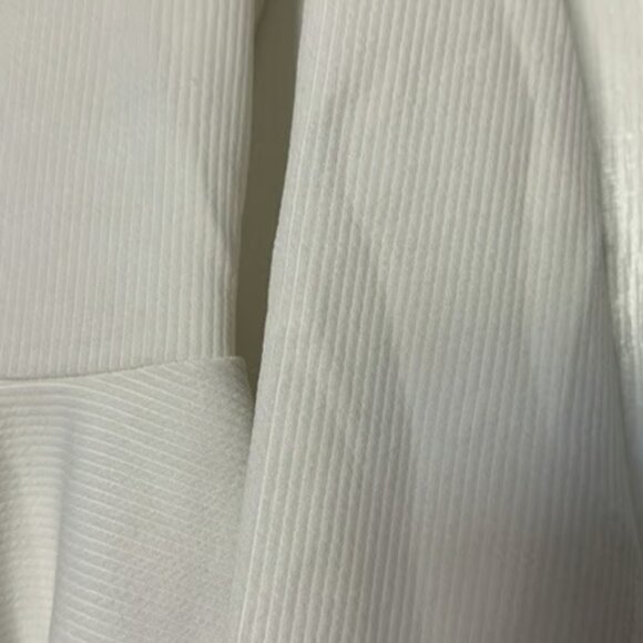 Shein White Ribbed Long Sleeve Peplum Blouse Size Med GUC #M-058 - Picture 4 of 4
